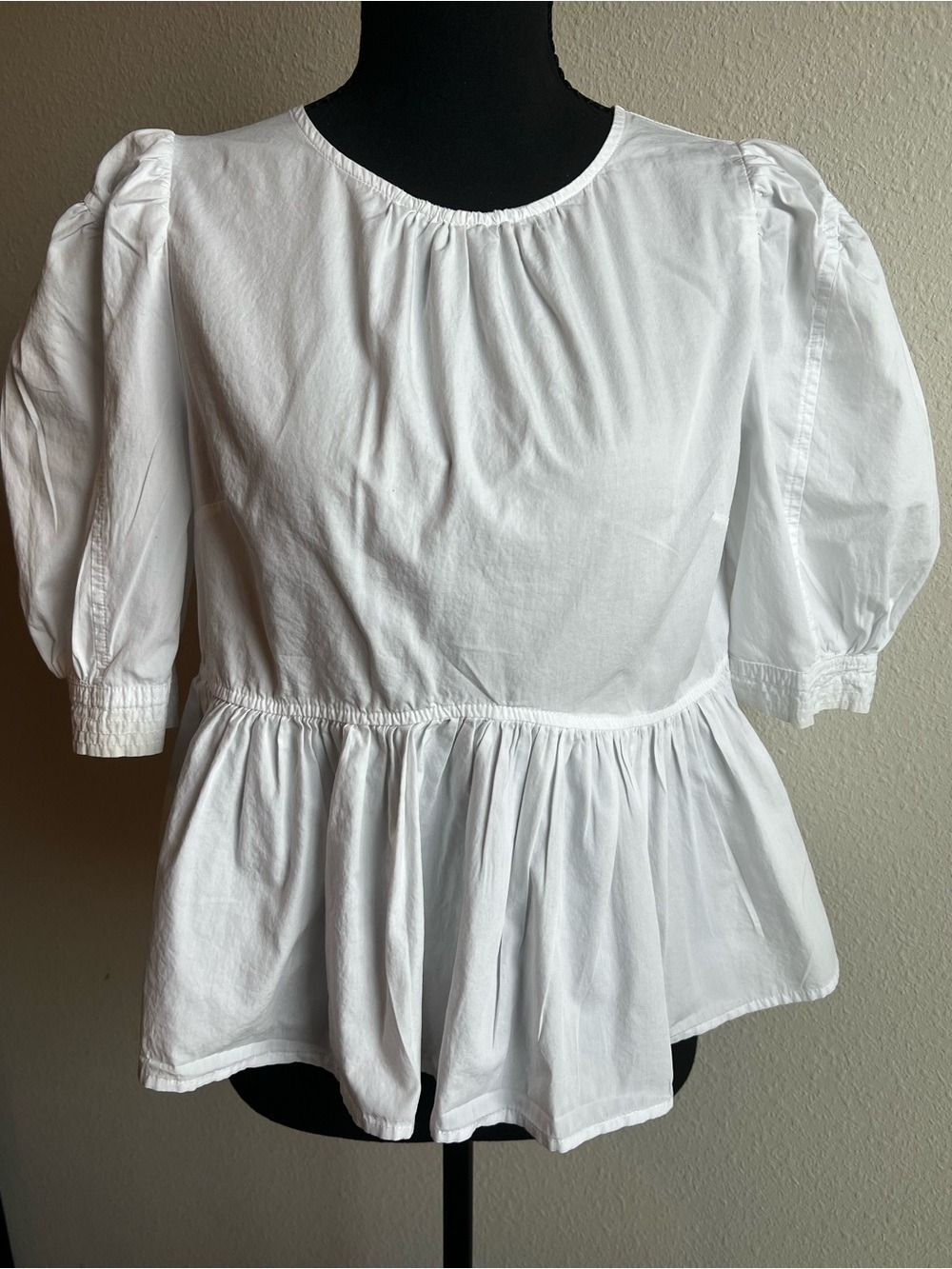 Forever 21 White Peplum Puff-Sleeve Top - Women | Button Accents Boho Baby Doll